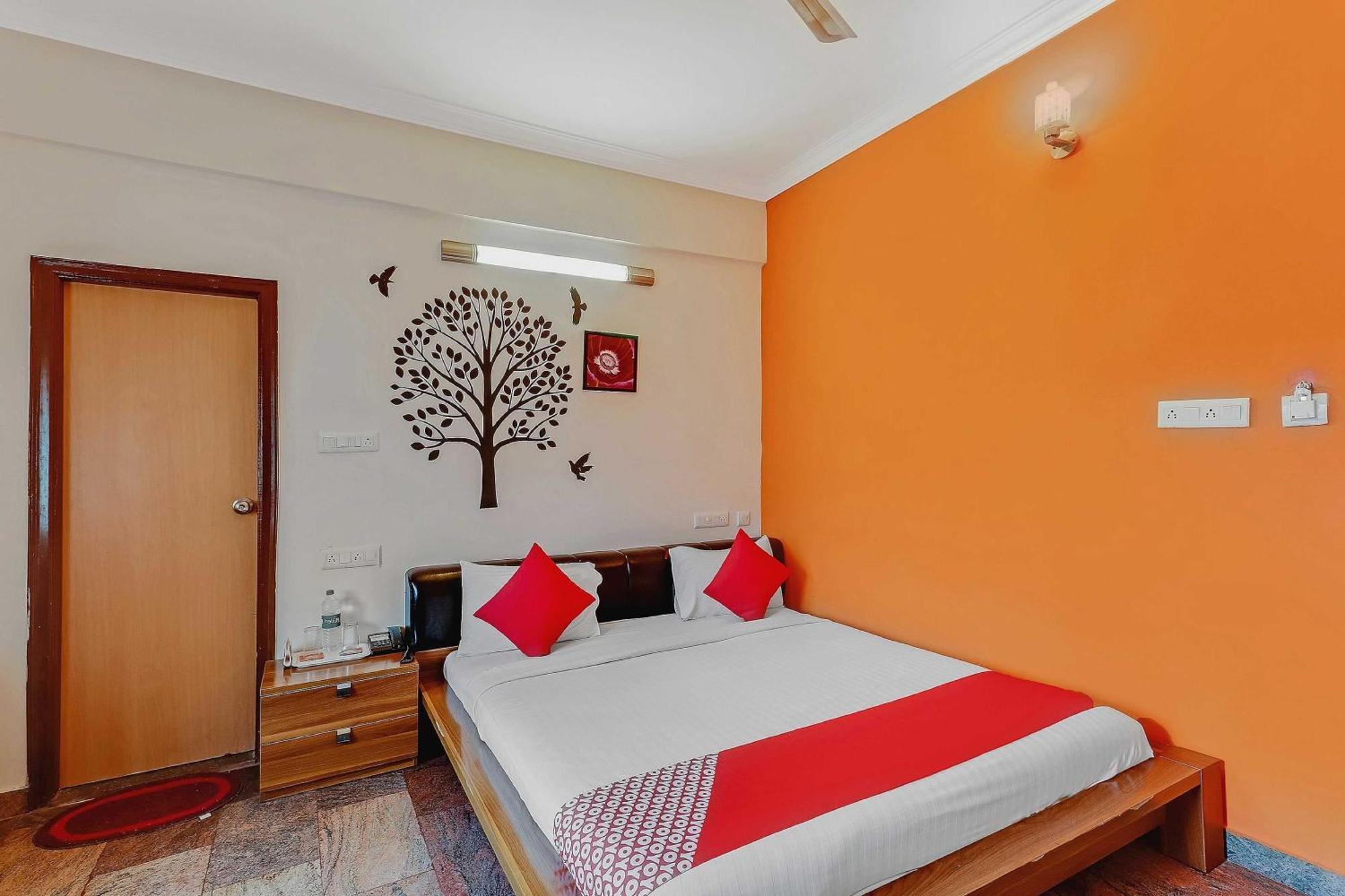 Super Collection O Goyal Residency Hotell Kammasandra Eksteriør bilde