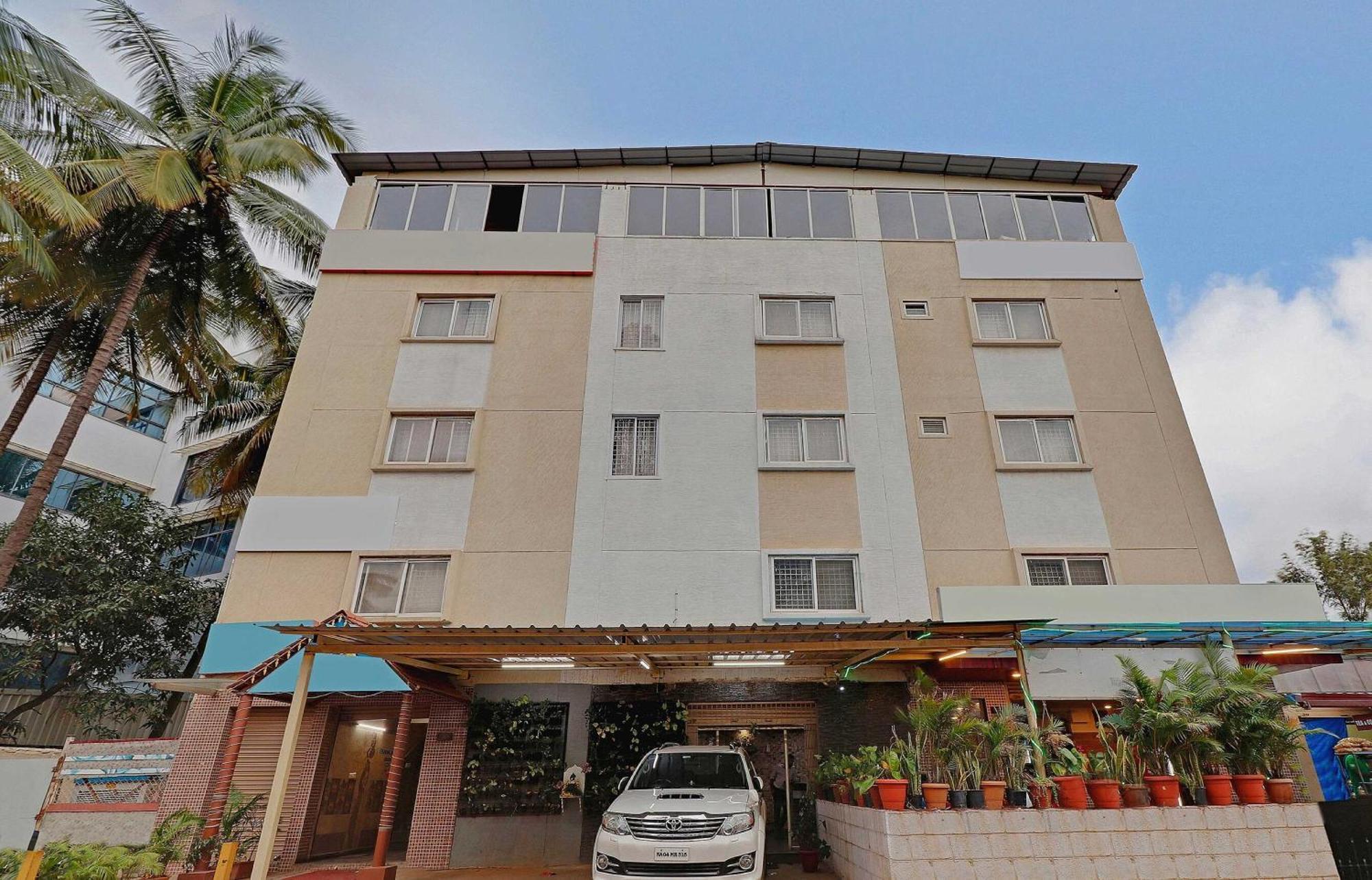 Super Collection O Goyal Residency Hotell Kammasandra Eksteriør bilde