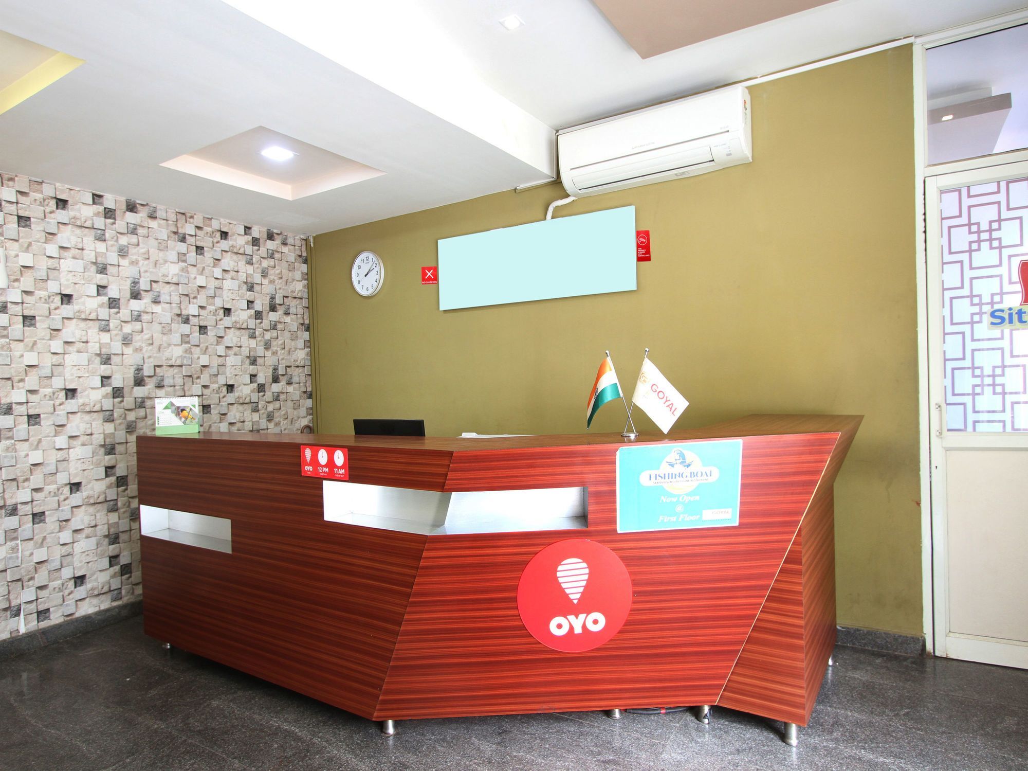 Super Collection O Goyal Residency Hotell Kammasandra Eksteriør bilde